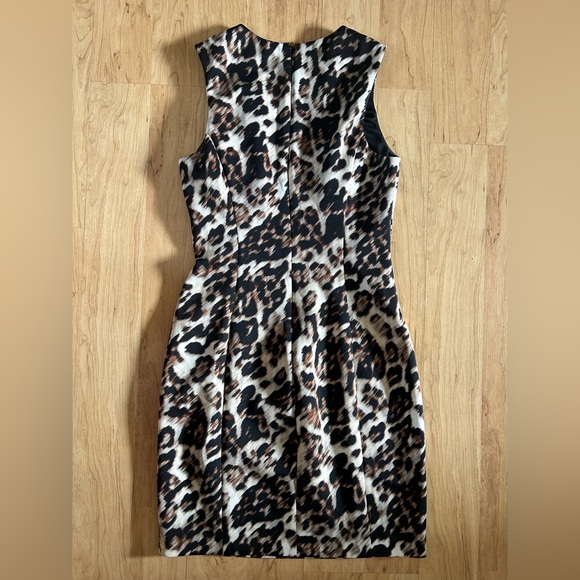 Guess Animal Print Mini Dress Professional Size 6 - Picture 8 of 8